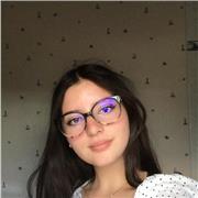 Étudiante en 3ème année dernière philosophie je serai ravie de partager ma passion avec vous ️